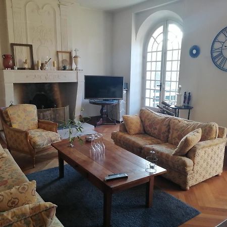 Chambre D Hote De La Paix Ла-Рошфуко Екстер'єр фото