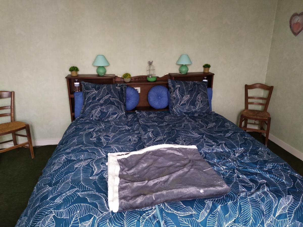 Chambre D Hote De La Paix Ла-Рошфуко Екстер'єр фото